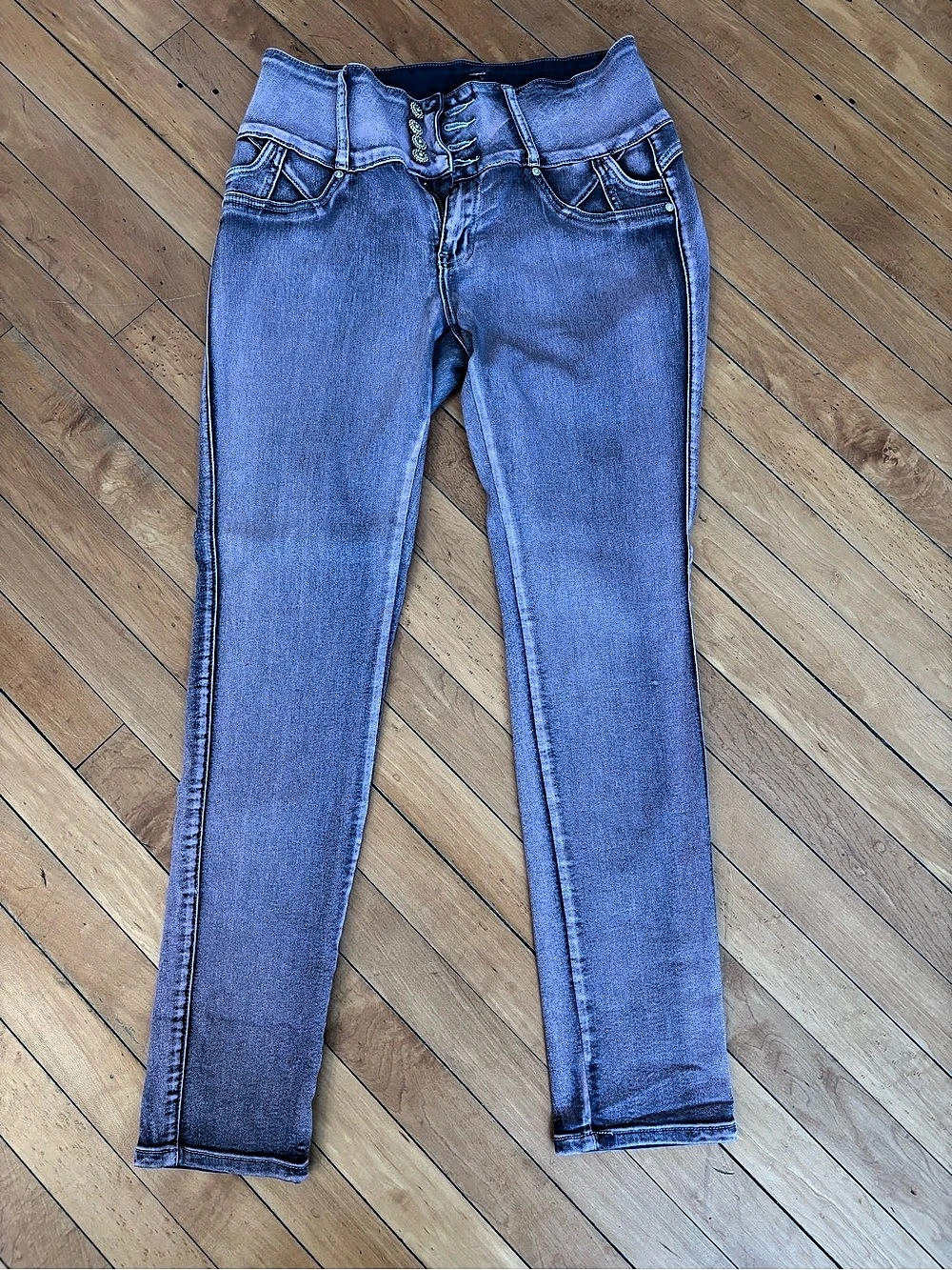 Moda Xpress Skinny Jeans in Purple Like New